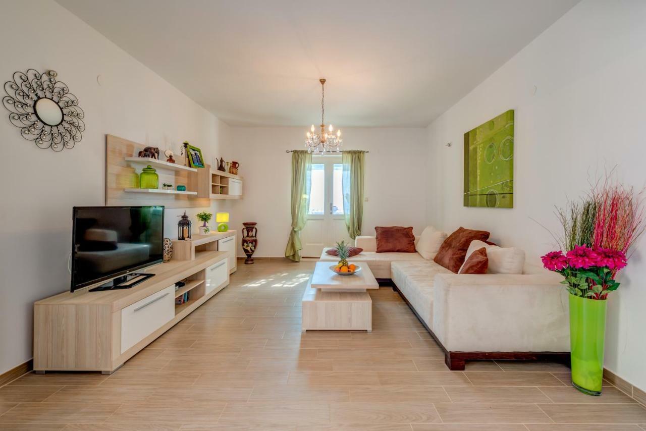 Holiday Home Figa Omiš Εξωτερικό φωτογραφία