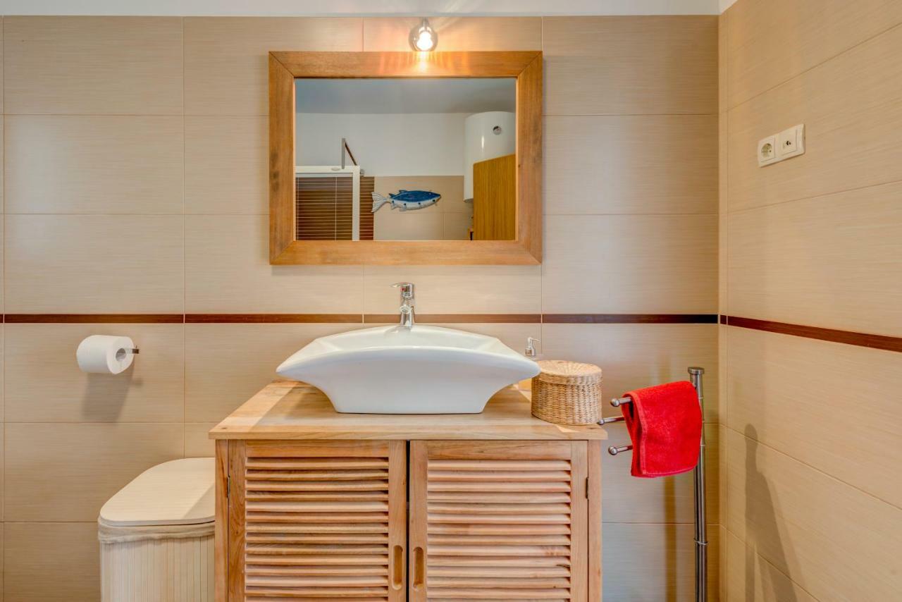 Holiday Home Figa Omiš Εξωτερικό φωτογραφία