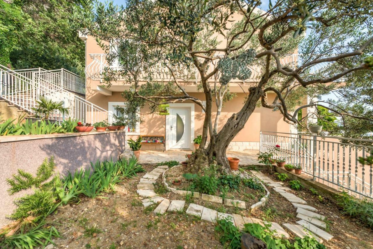 Holiday Home Figa Omiš Εξωτερικό φωτογραφία
