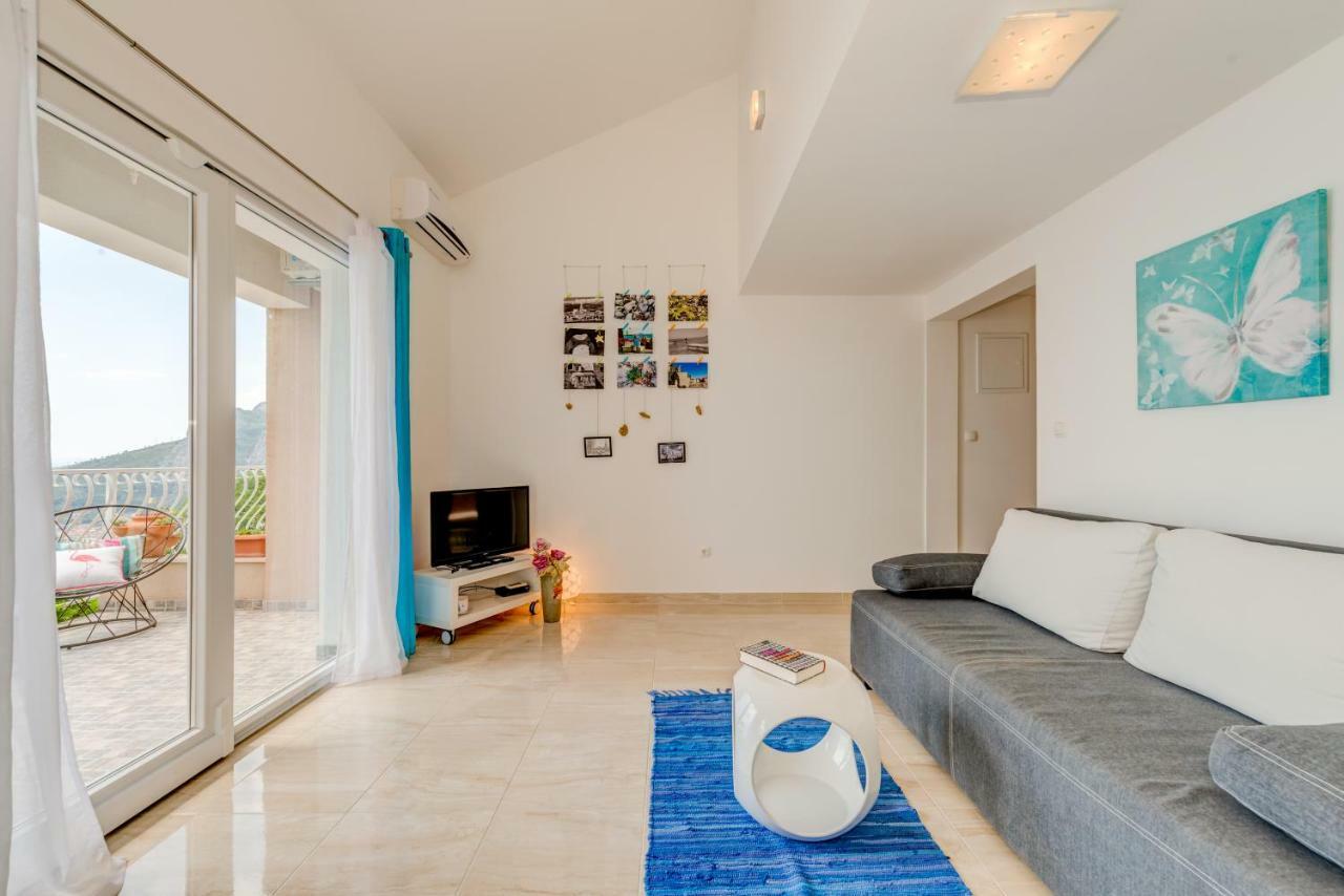 Holiday Home Figa Omiš Εξωτερικό φωτογραφία